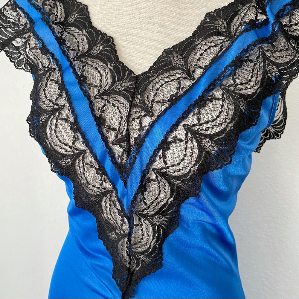 VINTAGE ROYAL BLUE LACE SILKY NIGHTGOWN SLIP DRESS MAXI MEDIUM - Picture 8 of 13